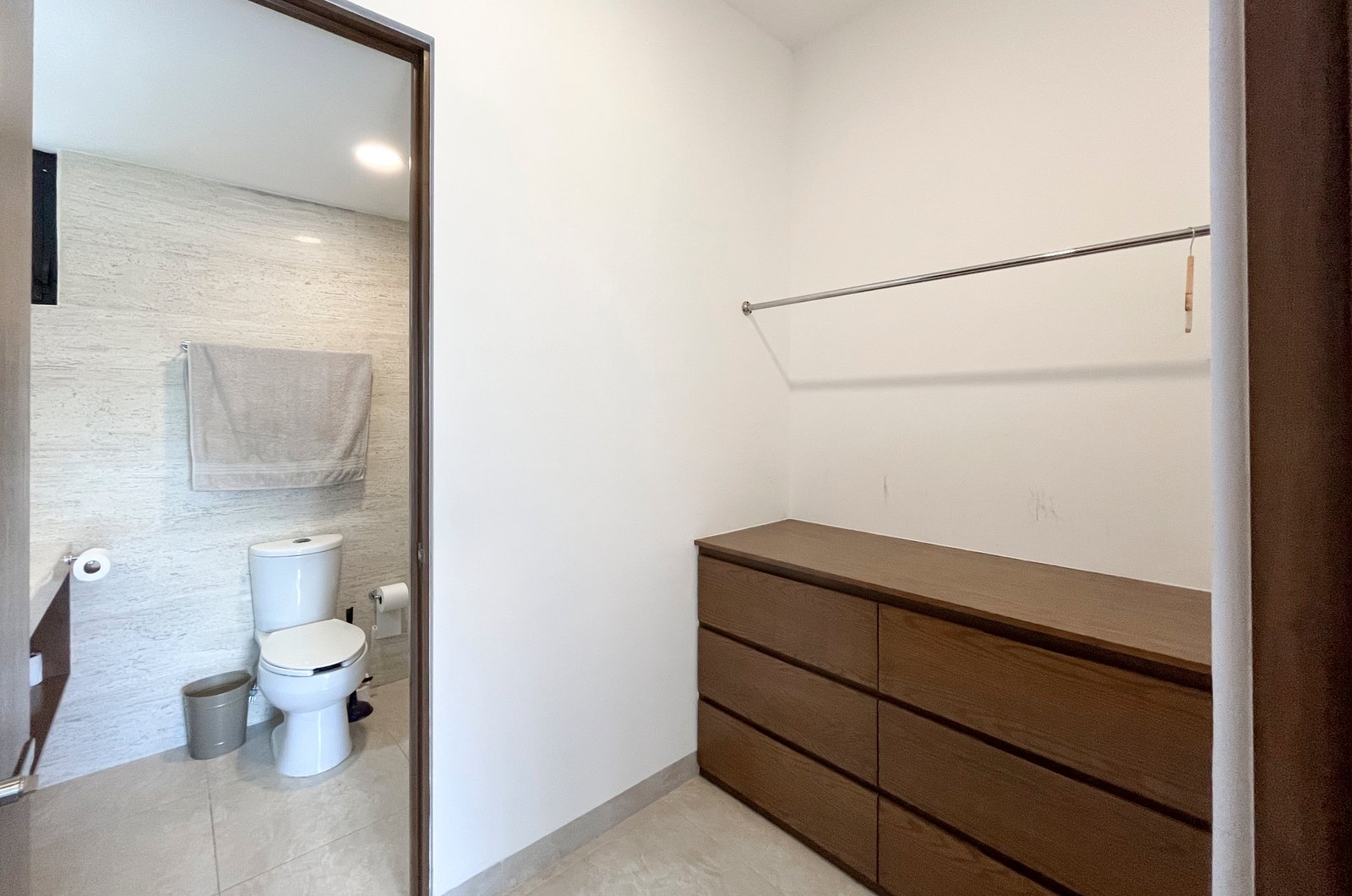 1181-48634-Departamento-de-Una-Recamara-en-Renta-Amueblado-y-Equipado-en-Montecristo-Merida_(13).jpg