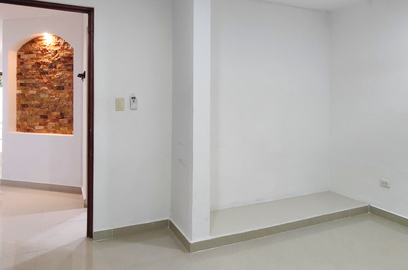1242-47759-Casa-en-renta-en-Montecristo-Mérida-con-cuatro-habitaciones-alberca-y-paneles_(51).jpg