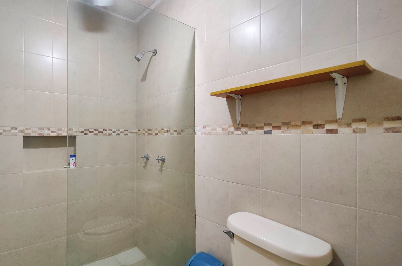 1242-47772-Casa-en-renta-en-Montecristo-Mérida-con-cuatro-habitaciones-alberca-y-paneles_(64).jpg