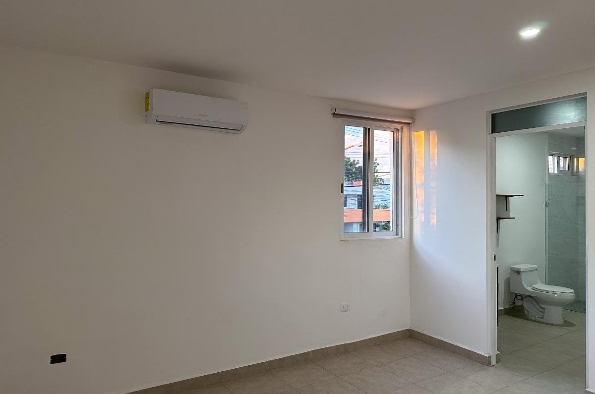 1430-40663-Departamento-en-renta-de-2-habitaciones-sobre-la-Avenida-Yucatan-en-norte-Merida-21.jpg