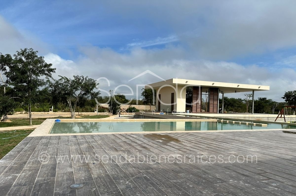 1438-43061-Terreno-residencial-en-privada-en-venta-con-amenidades-en-Cholul-Merida_(10).jpg