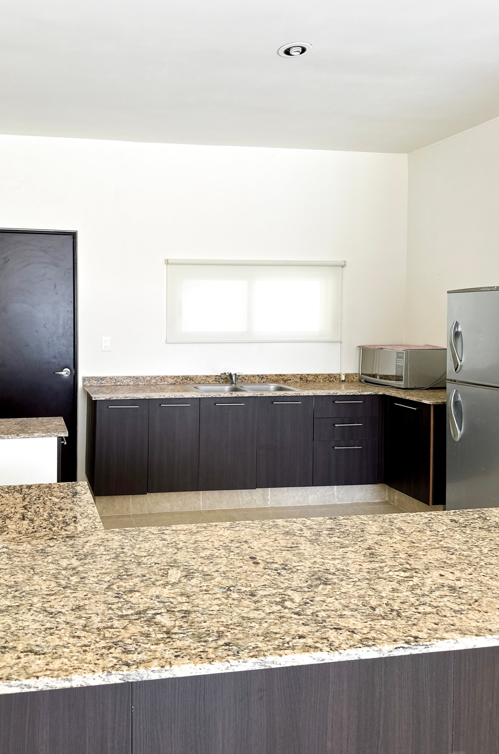 1596-44981-Casa-en-Renta-3-Habitaciones-con-Amplío-Jardín_en_Conkal-al-Norte-de-merida_(13).jpg