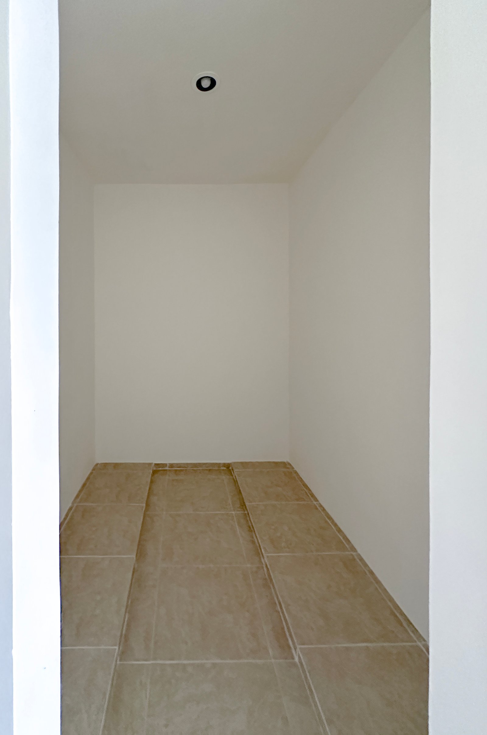 1596-44986-Casa-en-Renta-3-Habitaciones-con-Amplío-Jardín_en_Conkal-al-Norte-de-merida_(7).jpg