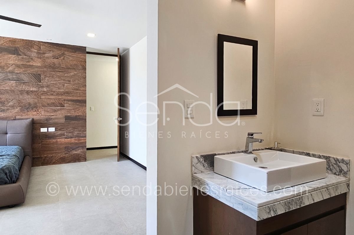 1759-49036-Casa-en-venta-en-el-Yucatan-Country-Club-privada-Oasis-de-tres-recamaras-MA_(13).jpg