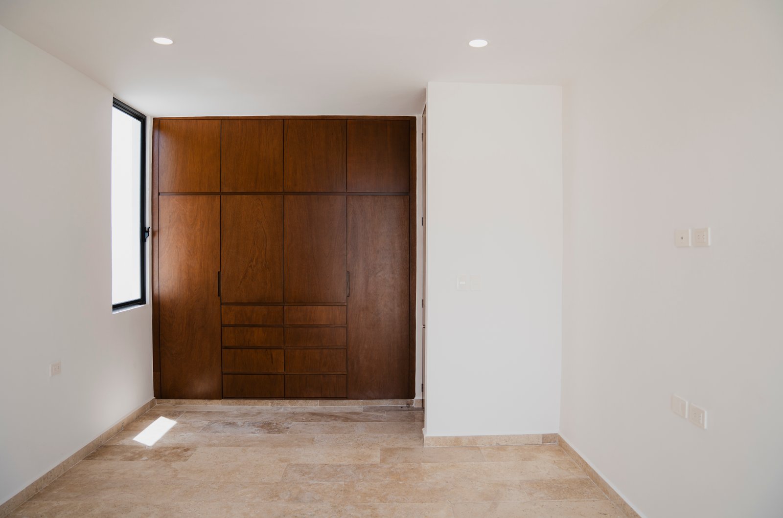 1902-52979-Casa-Alaia-en-Venta-dentro-privada-zona-conkal-Merida-con-tres-recamaras_(14).jpg