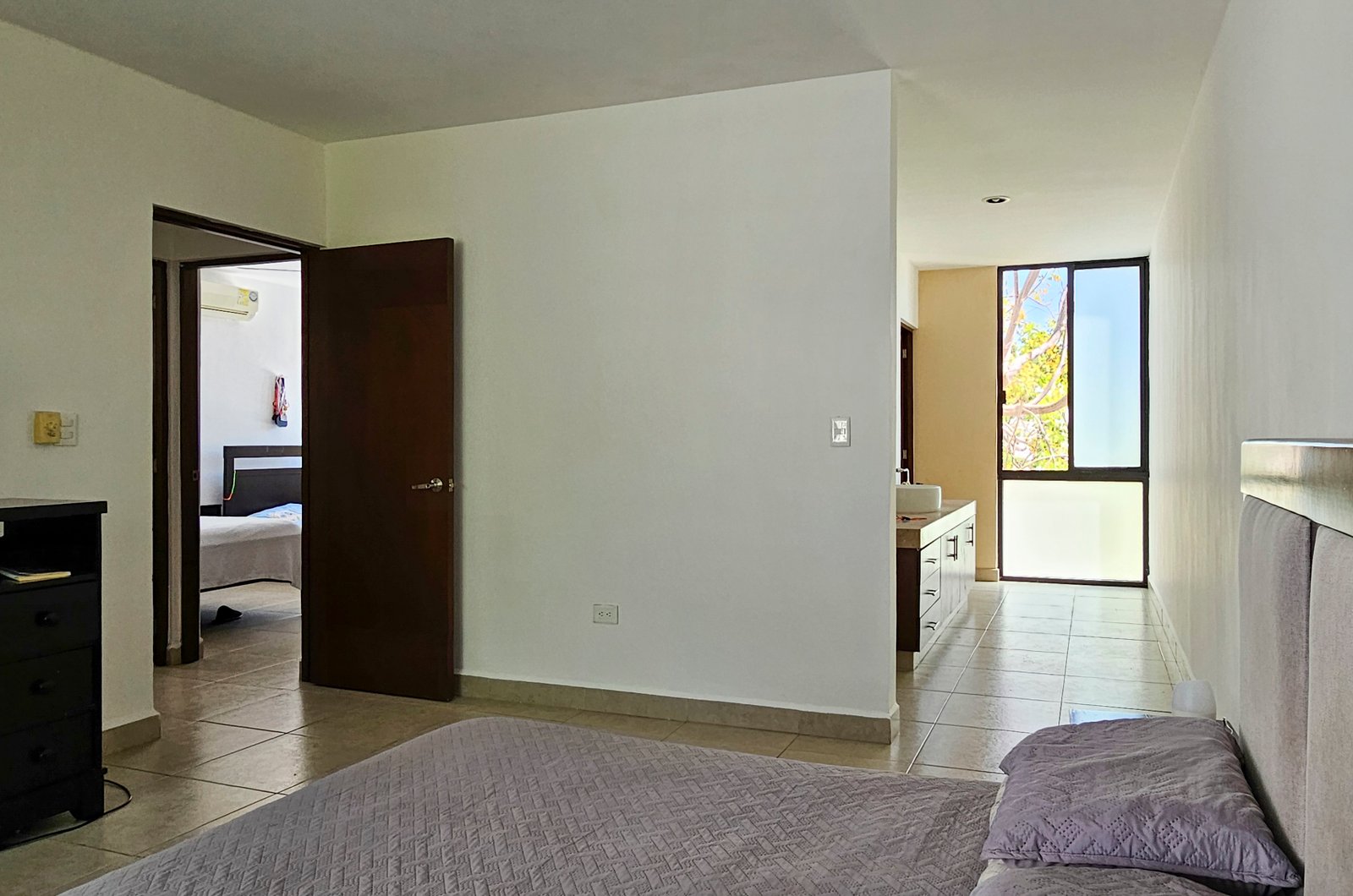 1936-53065-Casa-en-Venta-en-Real-Montejo-Merida-con-cochera-techada-3-recamaras-y-alberca_(35).jpg