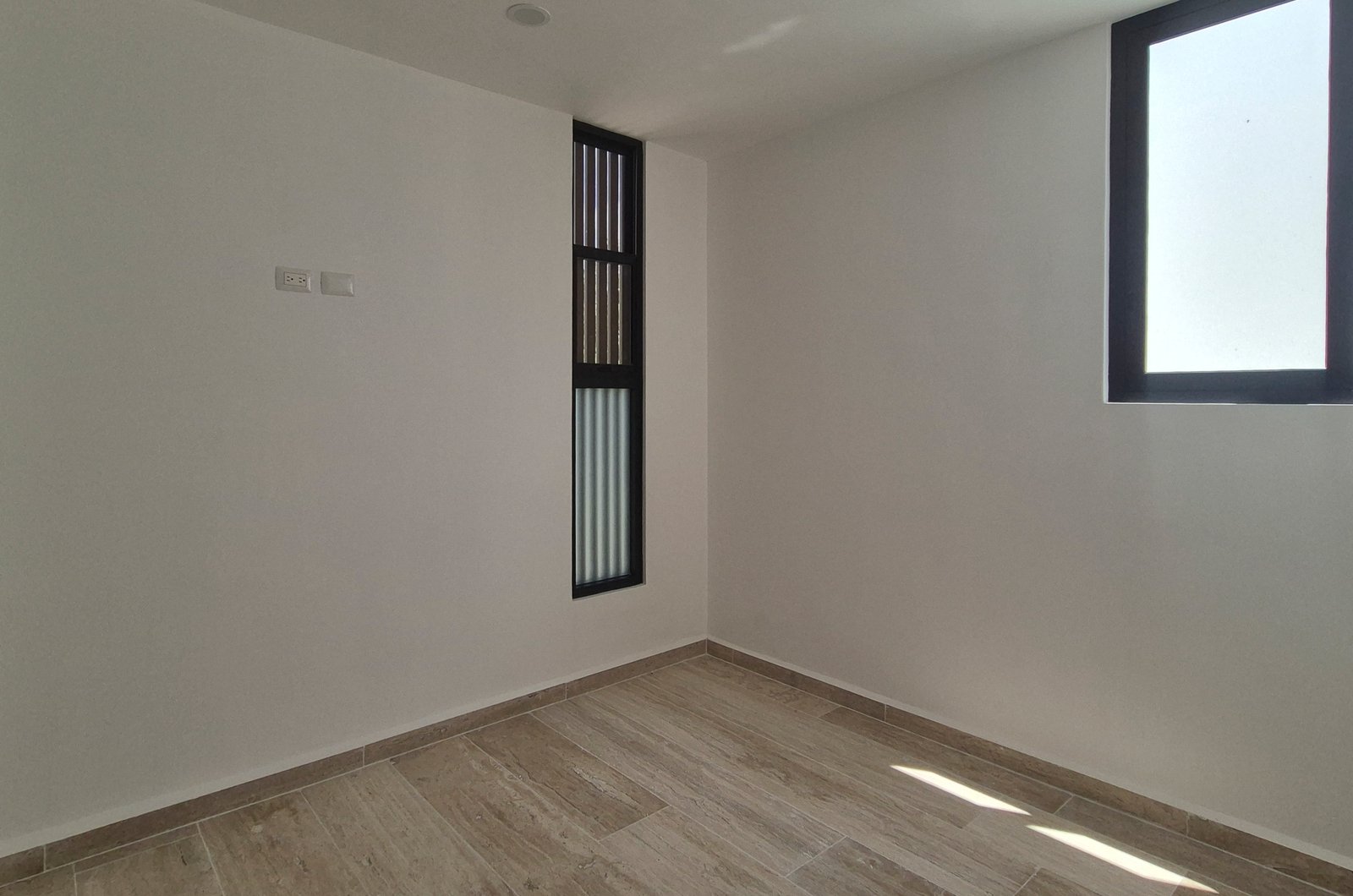 1941-52904-Casa-en-Venta-en-privada-ubicada-en-xcanatun-con-4-habitaciones-y-alberca_(19).jpg