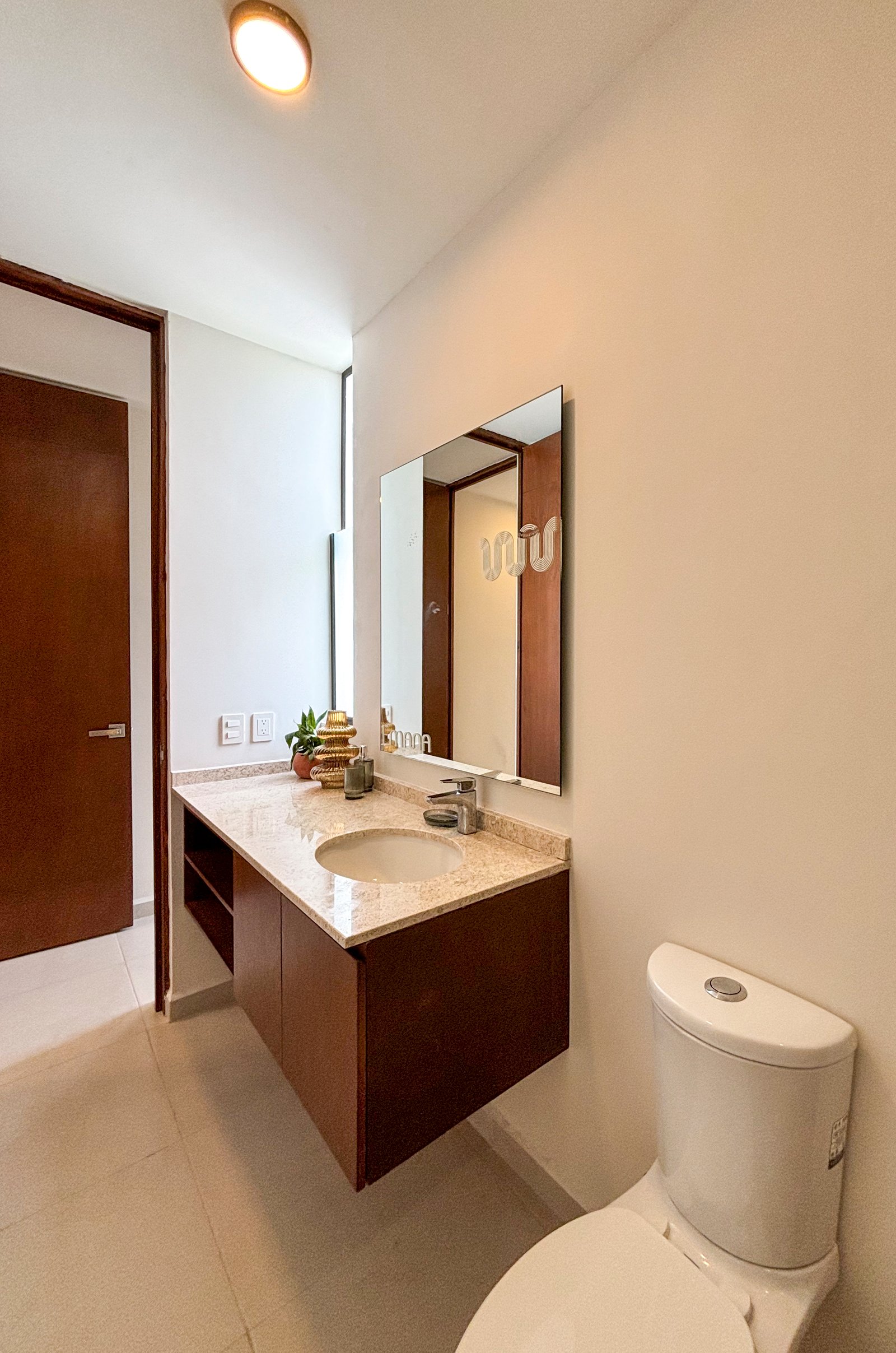 1951-53091-Casa-en-venta-en-privada-EMANA-Conkal-con-dos-recamaras-family-room_(18).jpg