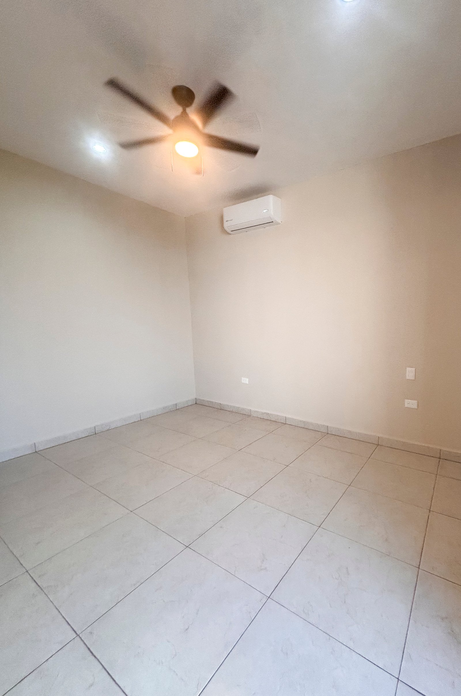 1996-53991-Casa-Piedra-Luz-en-Venta-en-Conkal-Merida-con-Loft_(62).jpg