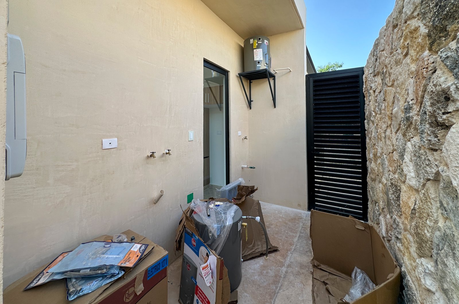 2000-54340-Casa-en-Renta-de-un-piso-con-2-habitaciones-y-alberca-en-Conkal-20_(31).jpg