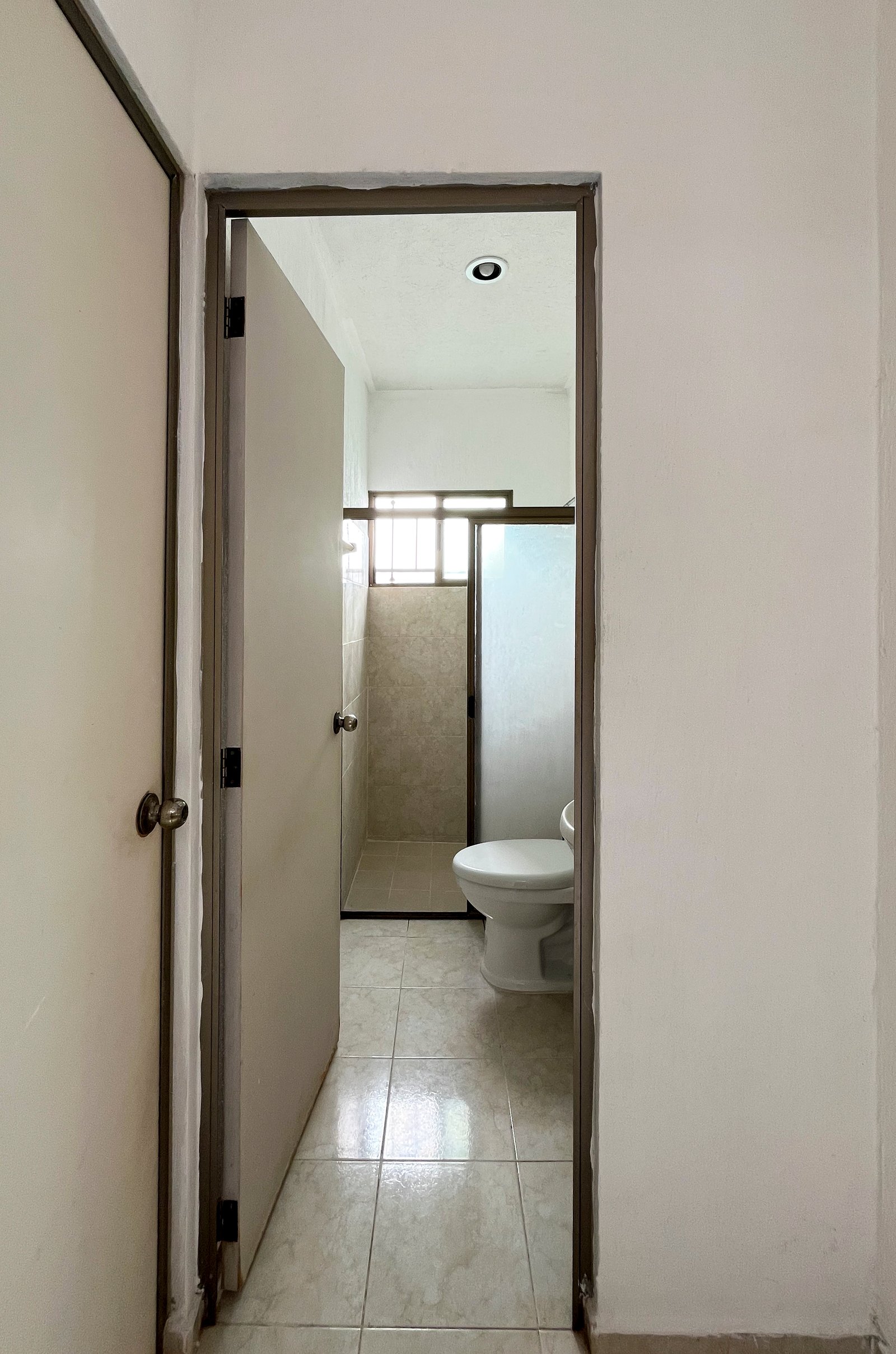 2010-54355-Casa-en-renta-americas-II-de-una-planta-amueblada-y-equipada_(15).jpg