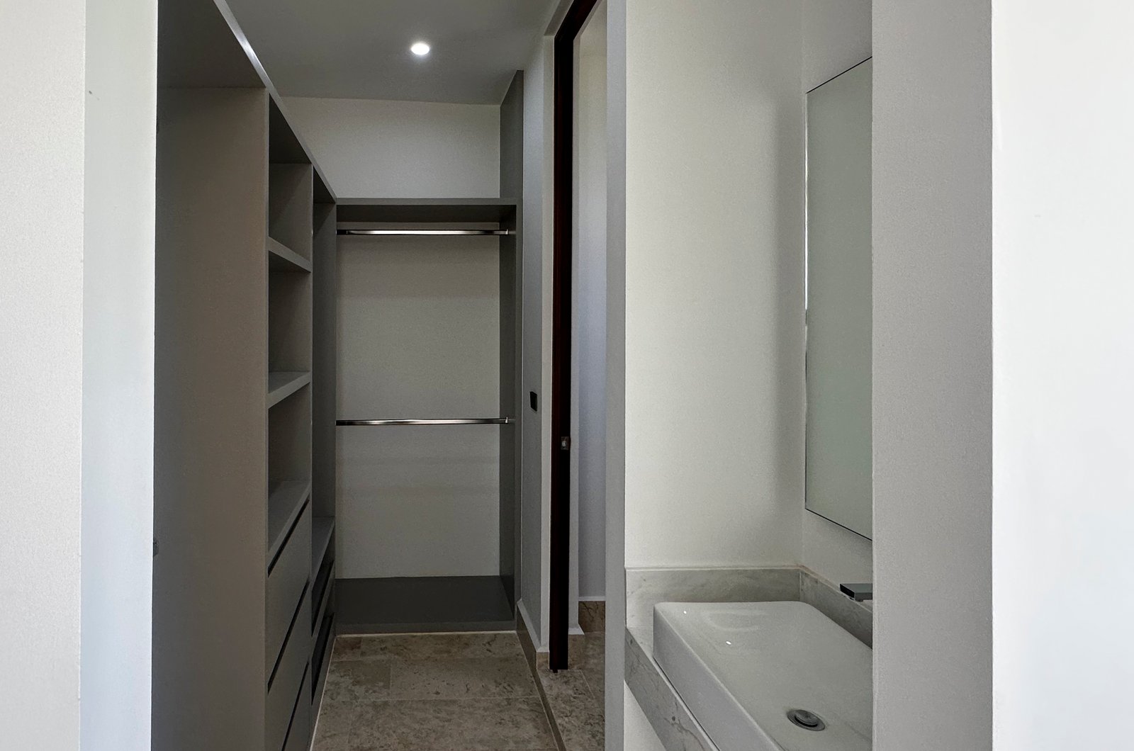2013-54460-Casa-en-venta-en-privada-Nuukul-Temozon-Norte-con-electrodomesticos-incluidos_(28).jpg
