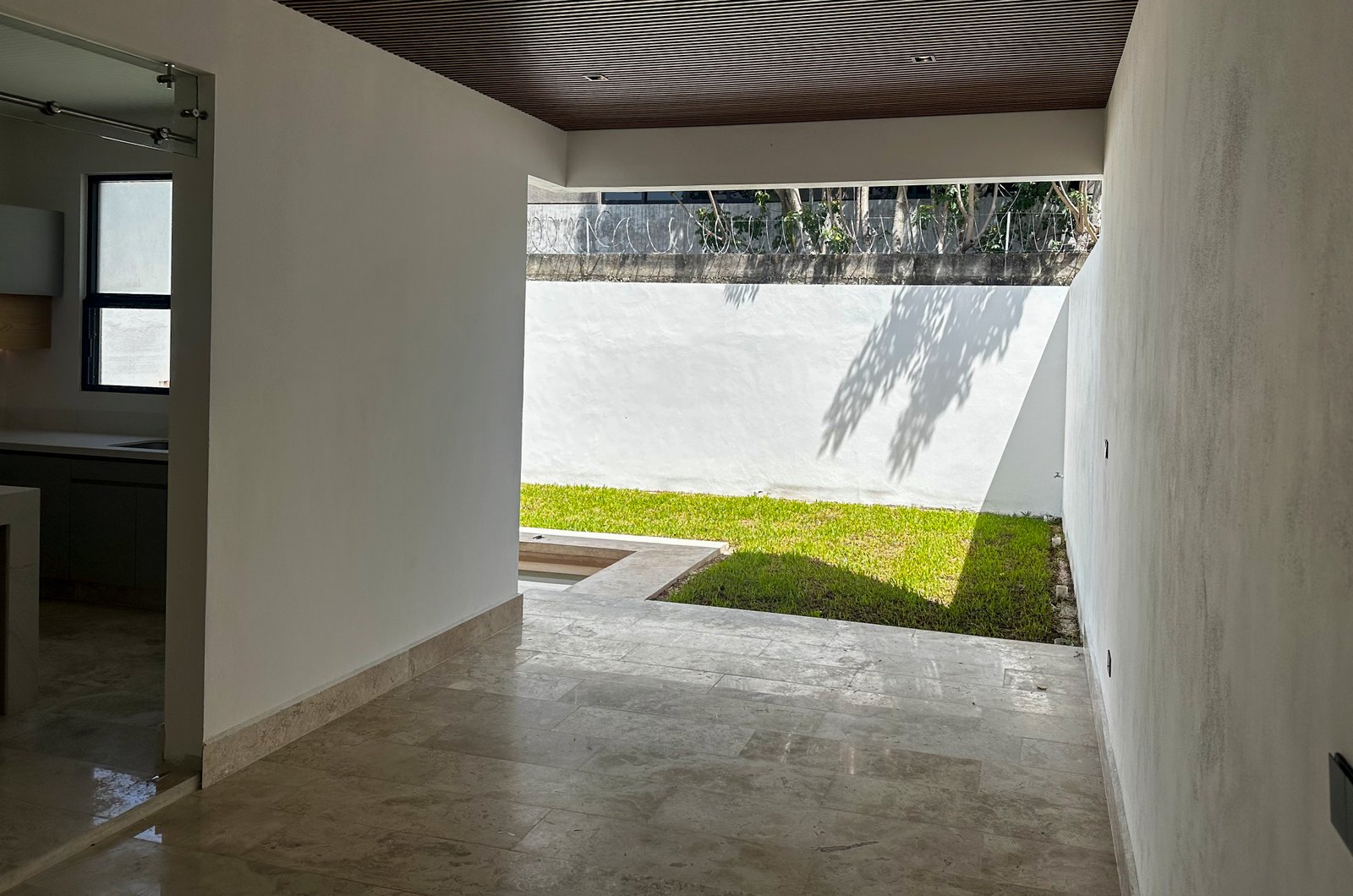 2013-54462-Casa-en-venta-en-privada-Nuukul-Temozon-Norte-con-electrodomesticos-incluidos_(30).jpg