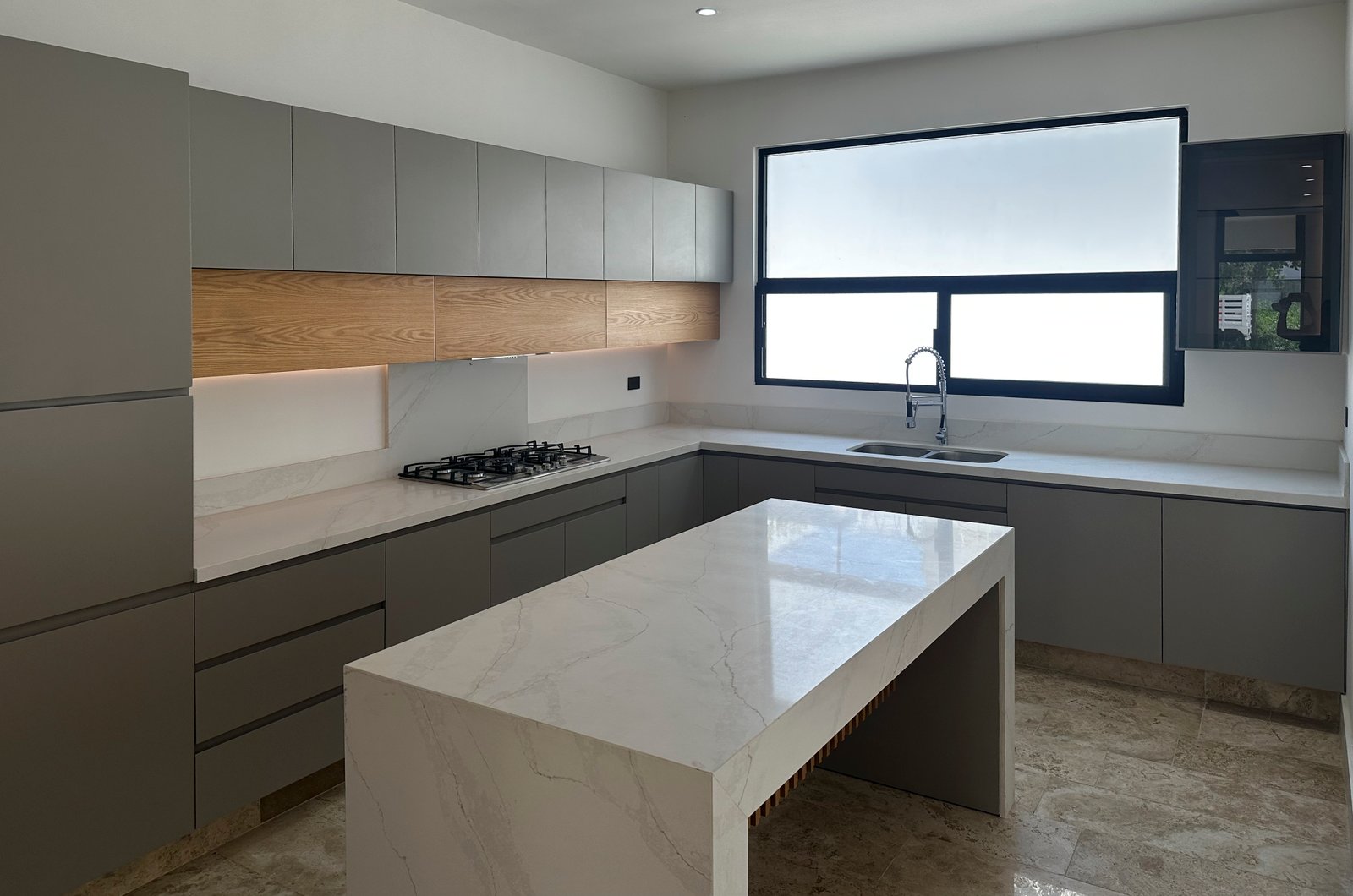 2013-54469-Casa-en-venta-en-privada-Nuukul-Temozon-Norte-con-electrodomesticos-incluidos_(38).jpg
