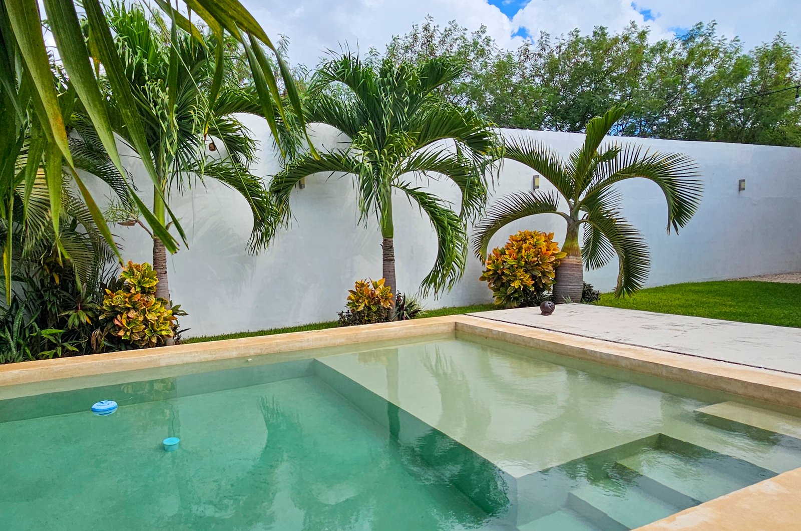 2028-54847-Casa-en-Venta-Dzityá-Mérida-con-super-Cocina-Jardín-y-Alberca_(23).jpg
