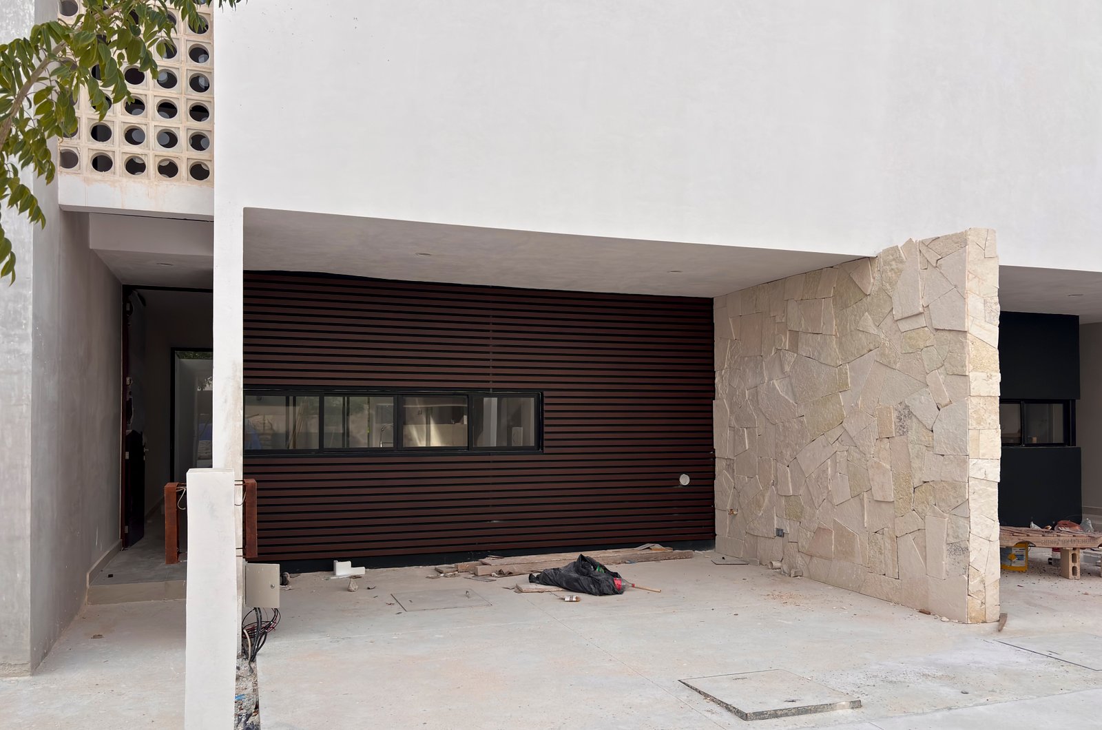 2029-54818-Casa_estilo-Townhouse-en-venta-en-cholul-al-norte-de-Merida-THULA-CITY-HOME__(37).jpg