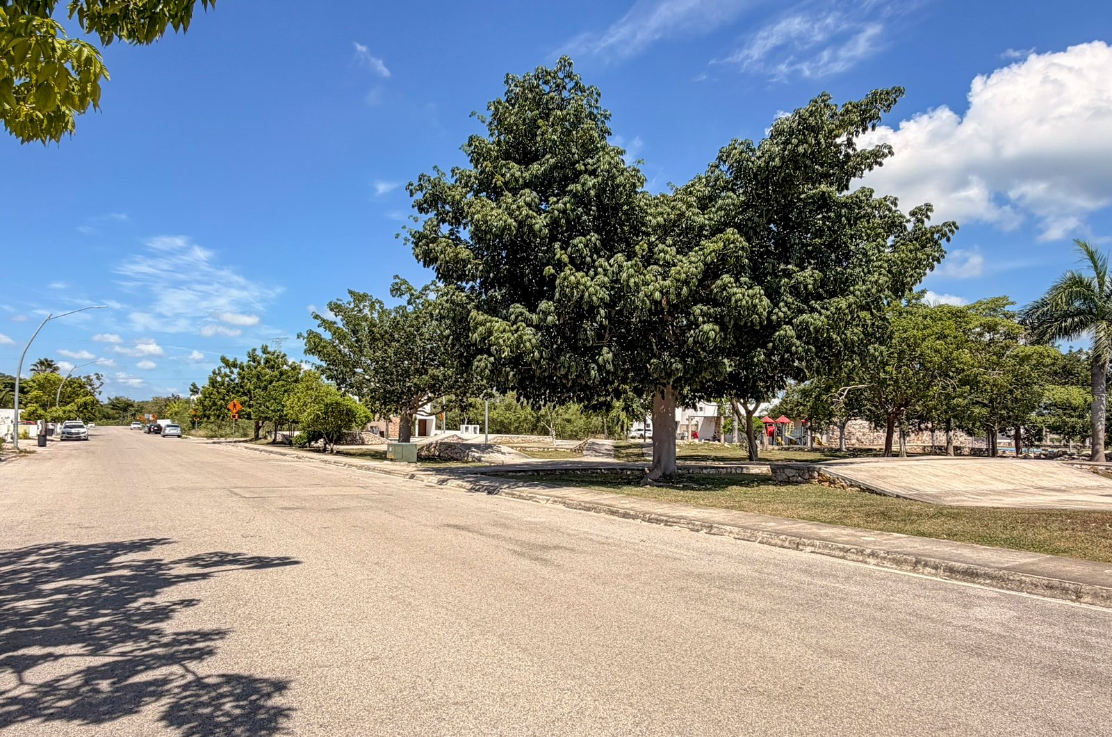 2030-54873-Lotes-Residenciales-Urbanizados-en-Venta-en-Cholul-Mérida_(13).jpg