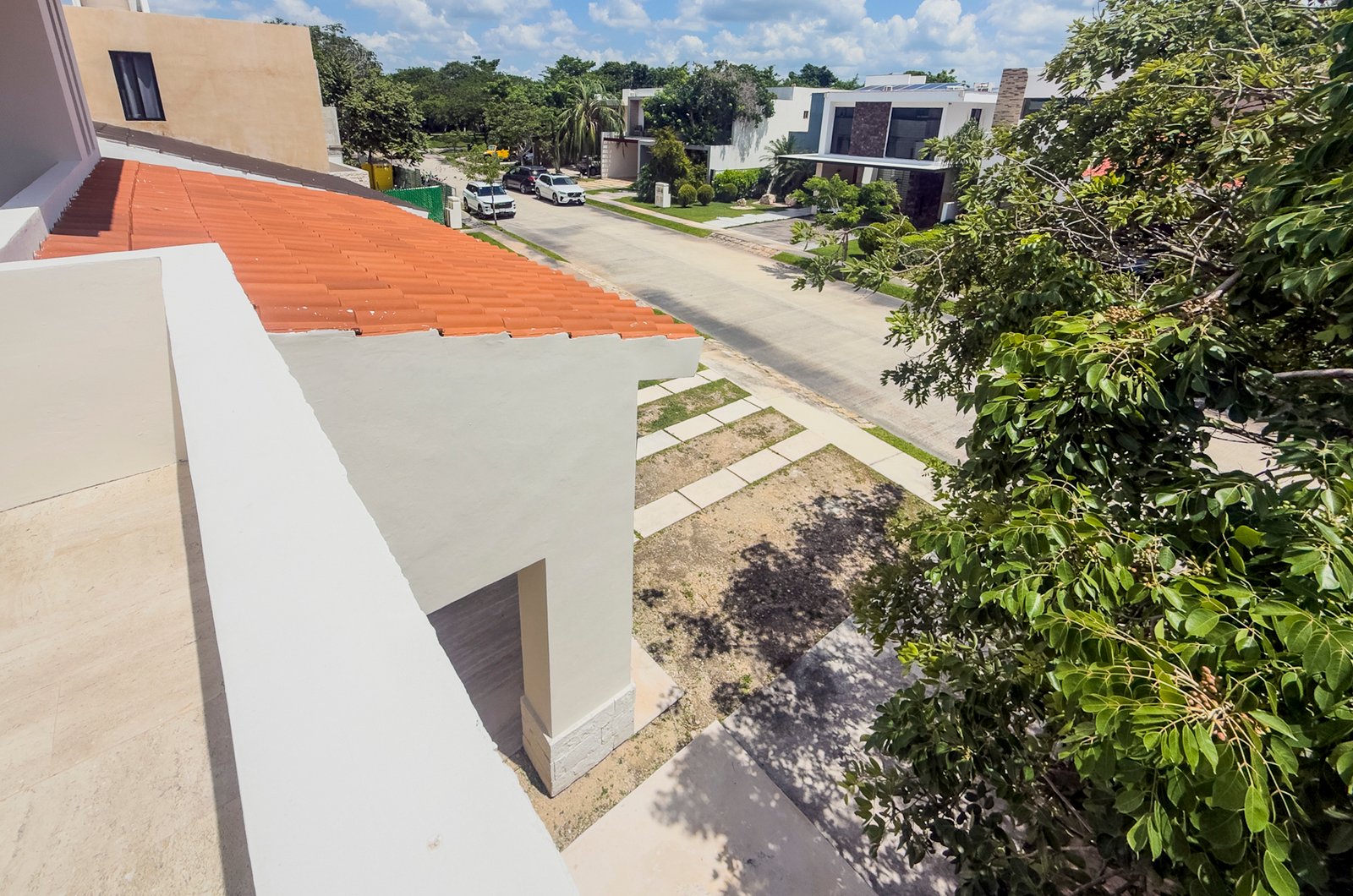 2034-55191-_Casa-en-venta-ubicada-en-Cholul-de-4-habitaciones-alberca-en-privada_(54).jpg