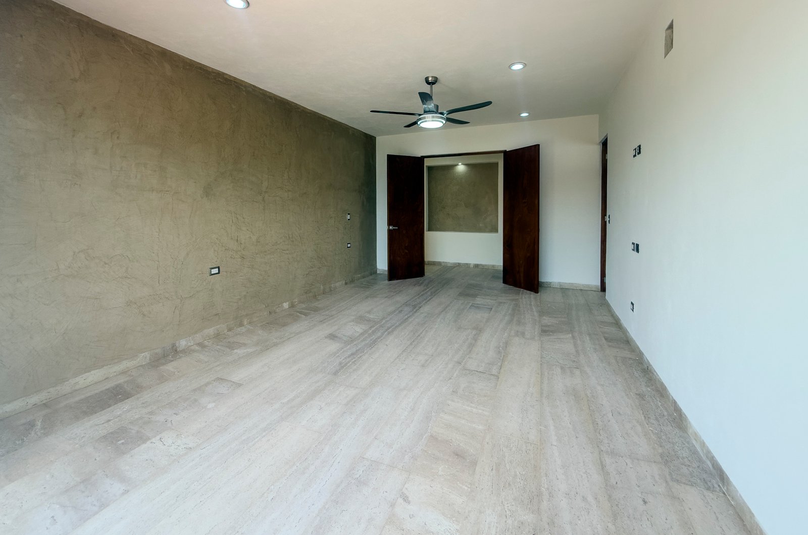 2034-55209-_Casa-en-venta-ubicada-en-Cholul-de-4-habitaciones-alberca-en-privada_(72).jpg