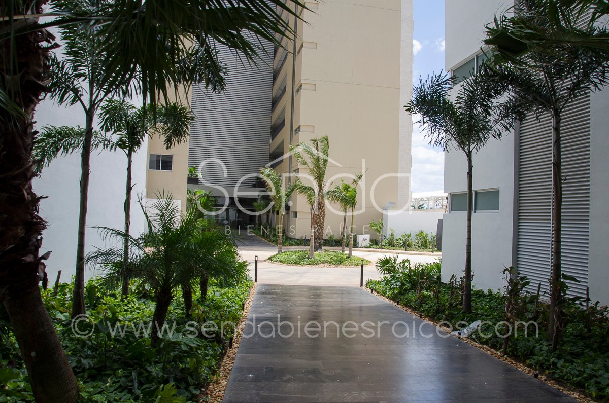 457-22478-21GM-11-Departamento-en-renta-de-1-habitación-en-Via-Montejo_(13).jpg