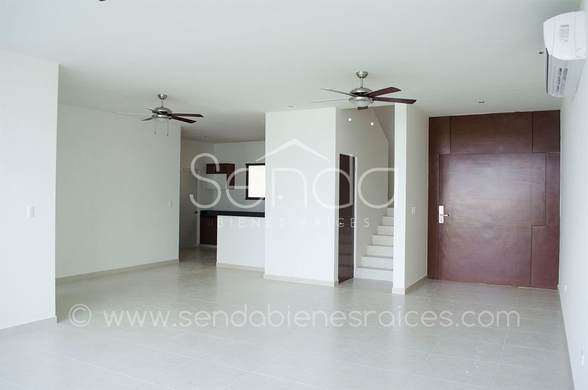 680-18507-casa-renta-3-habitaciones-norte-de-merida-2.jpg