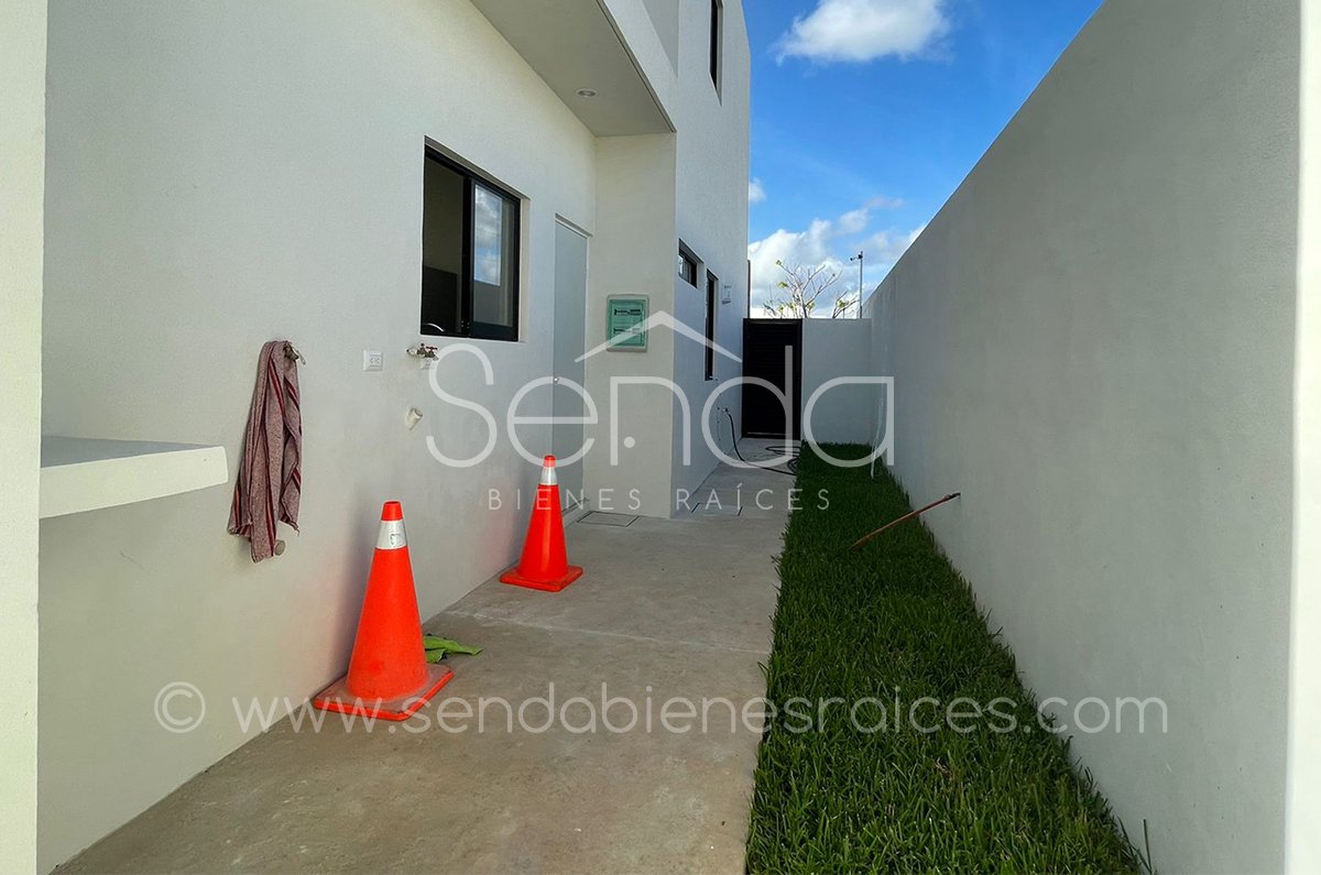 802-26036-_Casa-en-venta-de-3-recamaras-en-Privada-Alera-Dzitya-033.jpg
