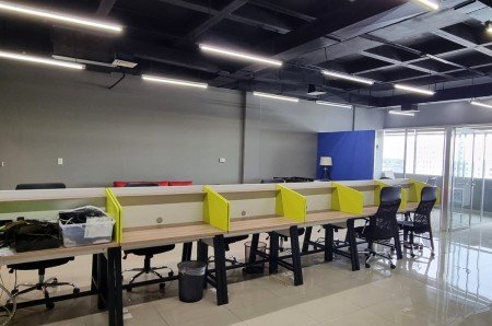 Oficina en renta amueblada en Magnia Altabrisa Mérida de 93m2 - 908