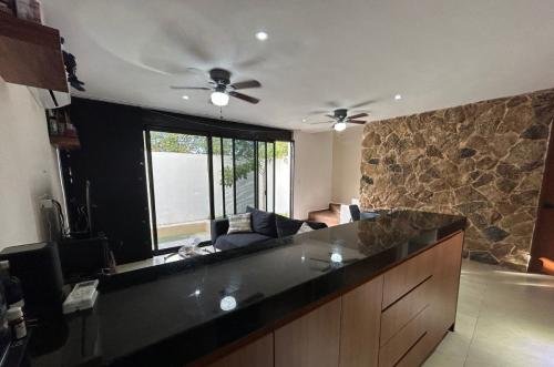 1472-47814-Casa-tipo-townhouse-en-venta-de-2-habitaciones-y-alberca-en-Real-Montejo-Mérida-SMA10.jpg