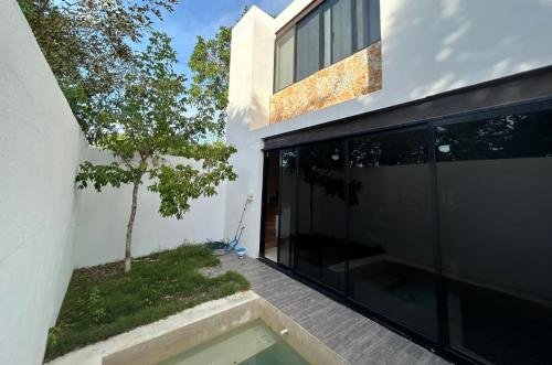 1472-47819-Casa-tipo-townhouse-en-venta-de-2-habitaciones-y-alberca-en-Real-Montejo-Mérida-SMA15.jpg