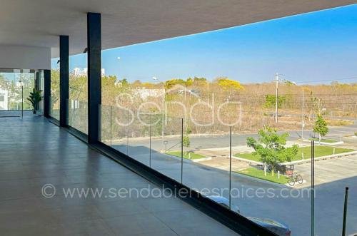 1535-43647-Local-comercial-segundo-piso-en-Plaza-Comercial-en-Conkal-Merid-HMA_(1).jpg