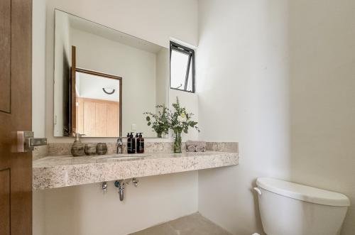 1678-48436-Casa-en-venta-en-Conkal-Merida-Ukum-de-3-habitaciones-en-privada-residencial_(34).jpg