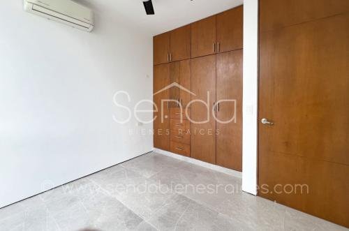 1701-47117-1524-43965-Casa-tipo-Townhouse-en-renta-en-privada-Soho-en-Temozon-Merida-con-3-recamaras-MAH_(32).jpg