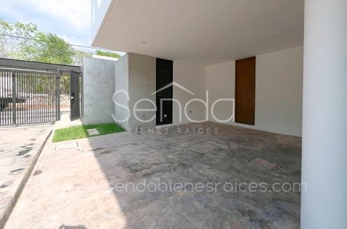 1701-47119-1524-43967-Casa-tipo-Townhouse-en-renta-en-privada-Soho-en-Temozon-Merida-con-3-recamaras-MAH_(34).jpg