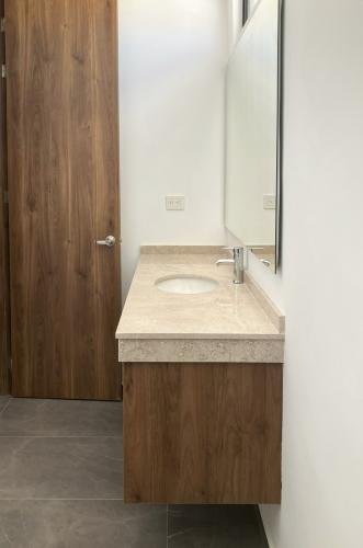 1841-50804-Casa-en-venta-en-Cholul-dentro-de-Privada-Residencial-con-paneles-solares_(16).jpg