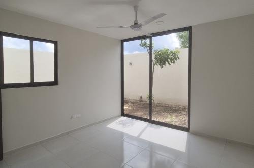 1859-50986-Casa-en-Venta-en-Gran-San-Pedro-Cholul-con-habitacion-en-planta-baja-y-alberca_(10).jpg