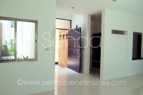 1863-51070-859-22658-21GM-18-casa-en-renta-en-san-ramon-norte-en-merida-yucatan_(14).jpg