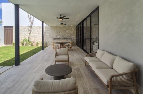 1941-52914-Casa-en-Venta-en-privada-ubicada-en-xcanatun-con-4-habitaciones-y-alberca_(29).jpg