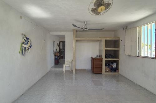 1955-53202-Casa-en-Venta-ubicada-en-Chelem-a-3-esquinas-del-mar-3-habitaciones_(17).jpg
