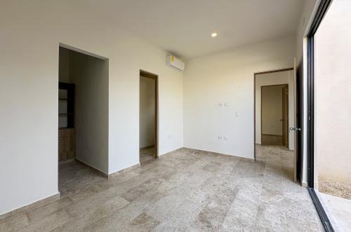 2000-54330-Casa-en-Renta-de-un-piso-con-2-habitaciones-y-alberca-en-Conkal-20_(21).jpg