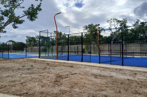 2009-54212-Casa-en-venta-en-el-norte-de-Mérida-Cholul-de-3-recámaras-con-estudio_(3).jpg