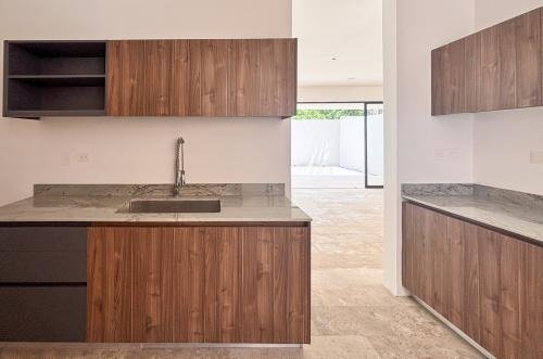 2009-54244-Casa-en-venta-en-el-norte-de-Mérida-Cholul-de-3-recámaras-con-estudio_(35).jpg