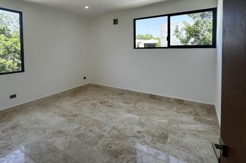 2013-54459-Casa-en-venta-en-privada-Nuukul-Temozon-Norte-con-electrodomesticos-incluidos_(27).jpg