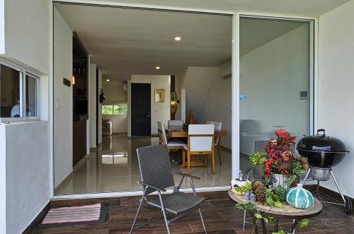 2028-54845-Casa-en-Venta-Dzityá-Mérida-con-super-Cocina-Jardín-y-Alberca_(21).jpg