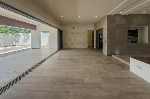 2034-55164-_Casa-en-venta-ubicada-en-Cholul-de-4-habitaciones-alberca-en-privada_(27).jpg