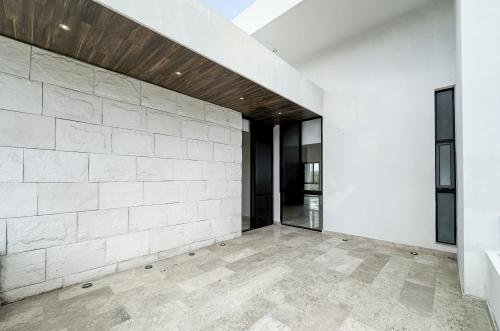 832-49507-Casa-en-venta-en-Compostela-Merida-de-4-habitaciones-con-un-increible-diseno_(49).jpg